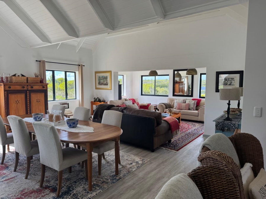 2 Bedroom Property for Sale in Stilbaai Oos Western Cape